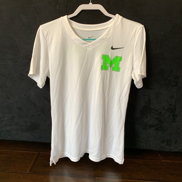 Nike Dri-fit Women’s Short Sleeves T-shirt size L - Picture 2 of 3